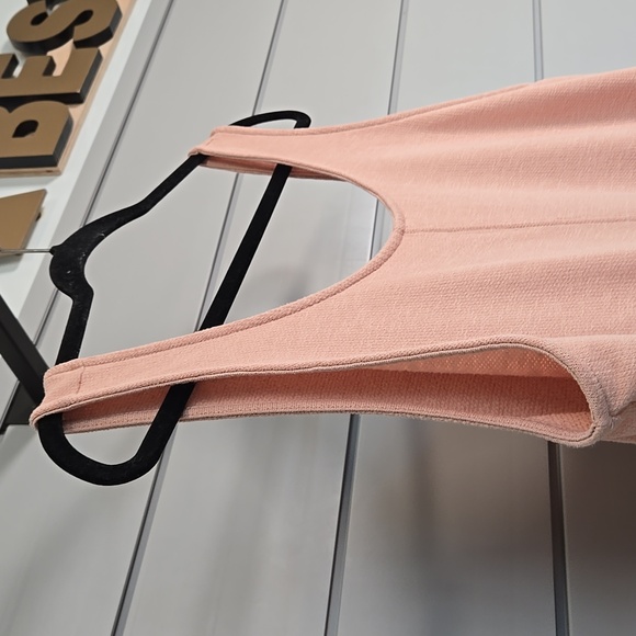 Old Navy Relaxed Scoop-Back Lounge Jumpsuit 28" Inseam - Picture 7 of 12